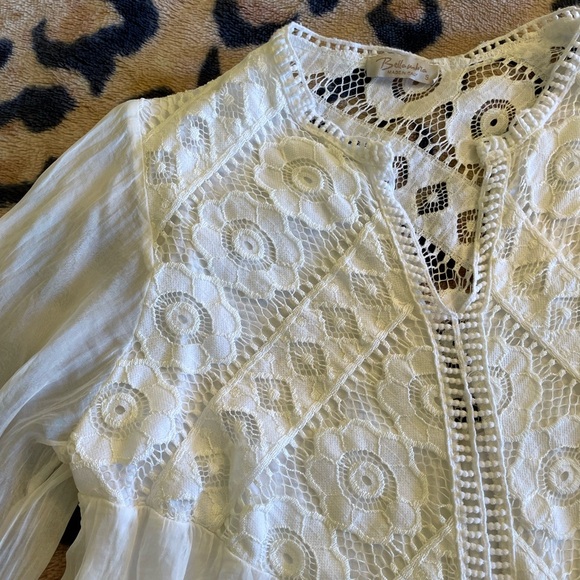beautiful possibly silk blouse - Picture 4 of 5